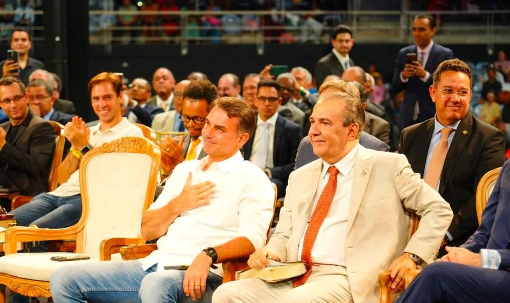 Foto:Charles Vieira/Campanha Flávio Bolsonaro