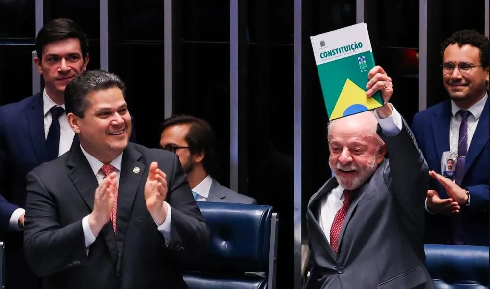 Descanso de trabalhador não quebra empresas, diz Lula após fim da 6x1