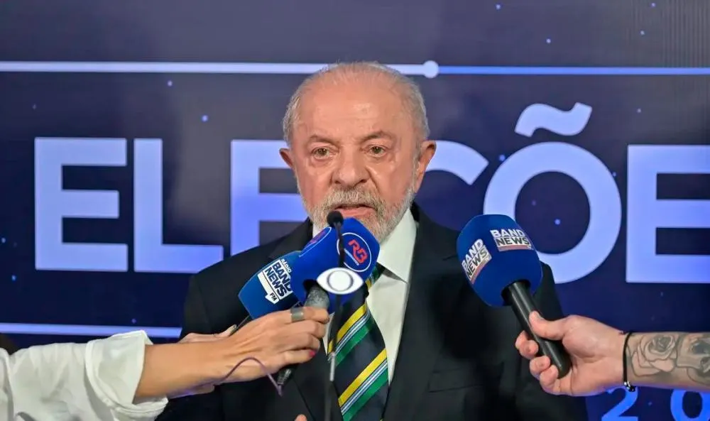 Lula aceita proposta de Flávio para quebra de sigilo bancário